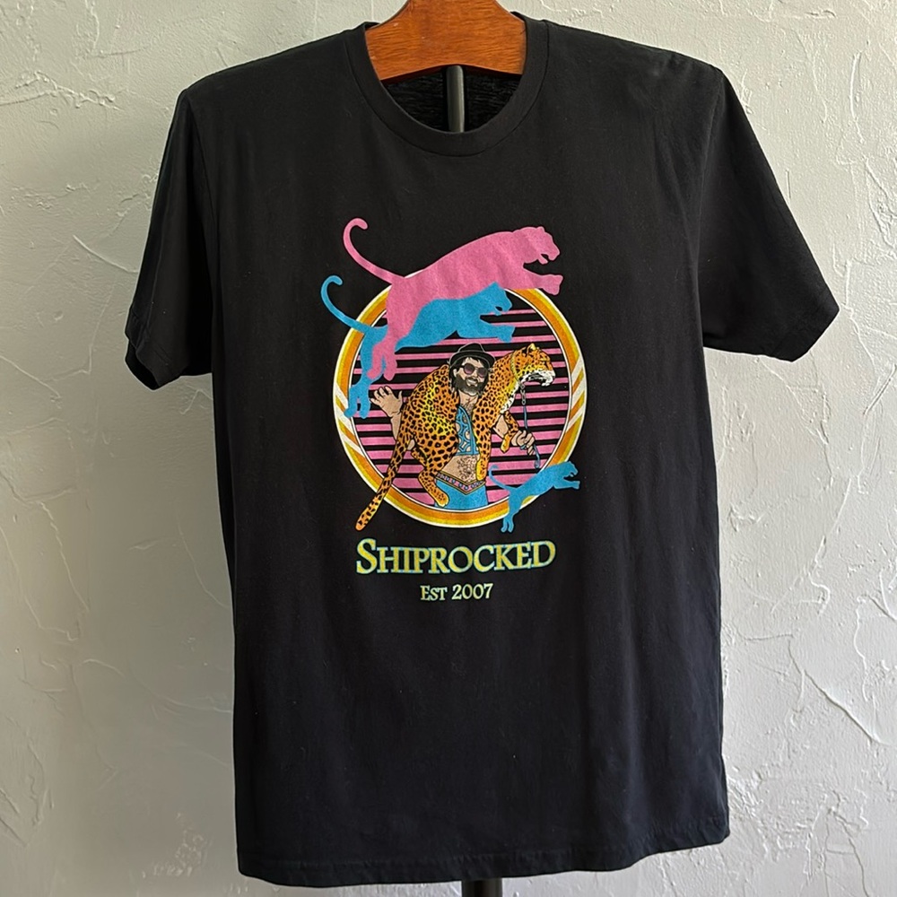 Snug Harbor Shiprocked Est 2007 Scott Weaver Commemorative Tee Charlotte NC Sz M